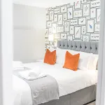 Hotel Chequers Lodge- Dalton-in- Furness- Self Check In- For Professionals And Tourists