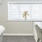 Hotel Chequers Lodge- Dalton-in- Furness- Self Check In- For Professionals And Tourists Dalton-in-Furness