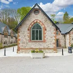 Chequers Lodge- Dalton-in- Furness- Self Check In- For Professionals And Tourists Hotel *