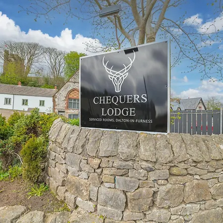 Hotel Chequers Lodge- Dalton-in- Furness- Self Check In- For Professionals And Tourists *