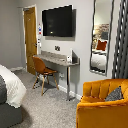 Chequers Lodge- Dalton-in- Furness- Self Check In- For Professionals And Tourists *