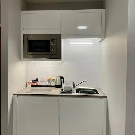 Hotel Chequers Lodge- Dalton-in- Furness- Self Check In- For Professionals And Tourists Dalton in Furness