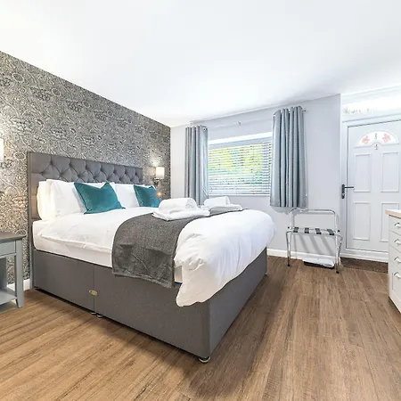 ホテル Chequers Lodge- Dalton-in- Furness- Self Check In- For Professionals And Tourists