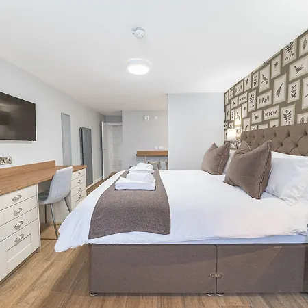 Chequers Lodge- Dalton-in- Furness- Self Check In- For Professionals And Tourists Dalton in Furness
