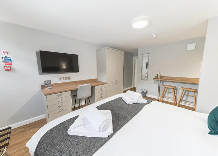 Chequers Lodge- Dalton-in- Furness- Self Check In- For Professionals And Tourists 酒店 *