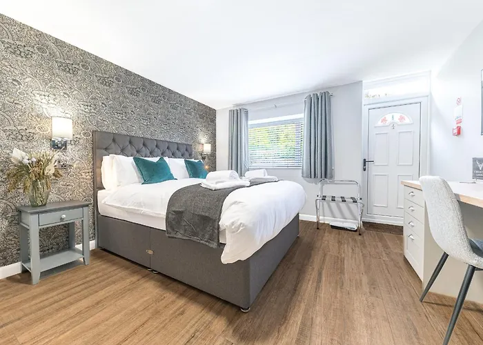 Chequers Lodge- Dalton-in- Furness- Self Check In- For Professionals And Tourists 酒店 *