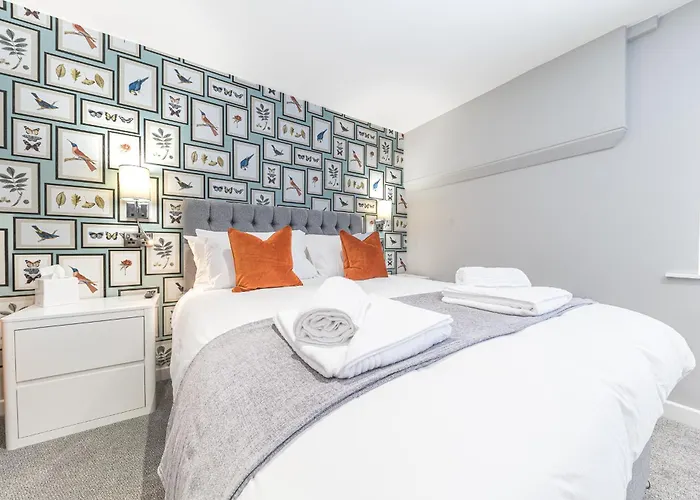 Chequers Lodge- Dalton-in- Furness- Self Check In- For Professionals And Tourists