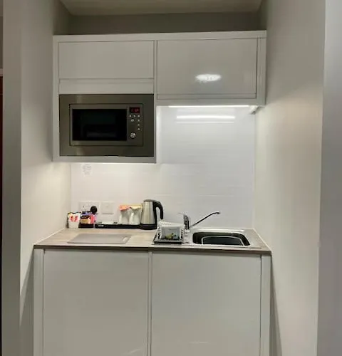 酒店 Chequers Lodge- Dalton-in- Furness- Self Check In- For Professionals And Tourists 多尔顿因弗内斯