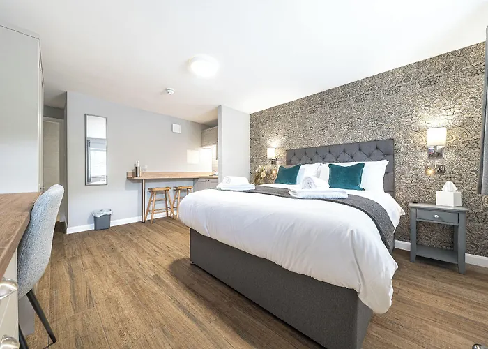 Chequers Lodge- Dalton-in- Furness- Self Check In- For Professionals And Tourists 酒店 *