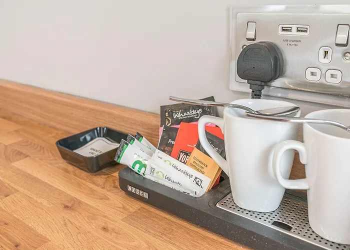 Chequers Lodge- Dalton-in- Furness- Self Check In- For Professionals And Tourists 酒店