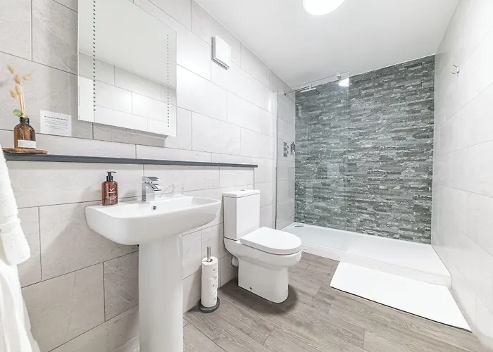 酒店 Chequers Lodge- Dalton-in- Furness- Self Check In- For Professionals And Tourists *