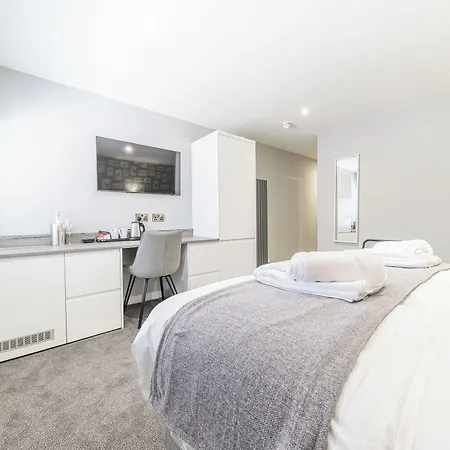 Hotel Chequers Lodge- Dalton-in- Furness- Self Check In- For Professionals And Tourists Dalton in Furness